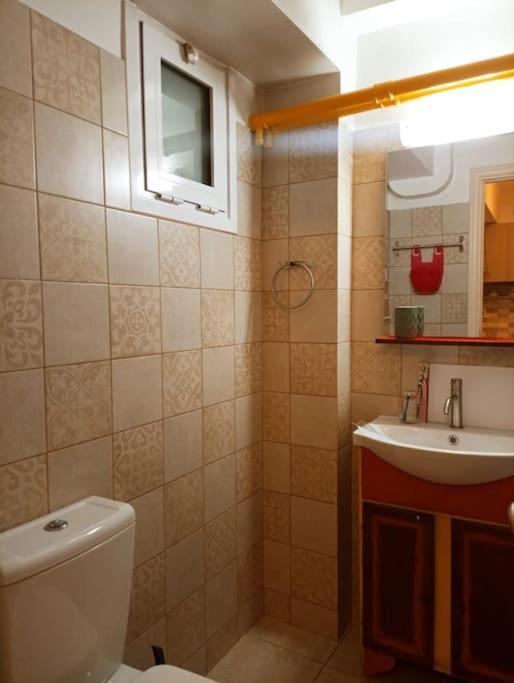 Romantic Apartment Ideal For Women! Athen Eksteriør billede